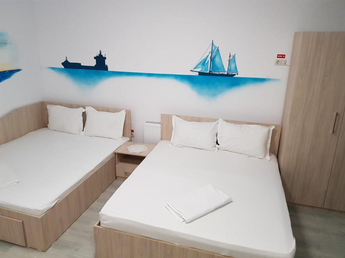 El Capitano Apartament Studios Năvodari Exteriör bild