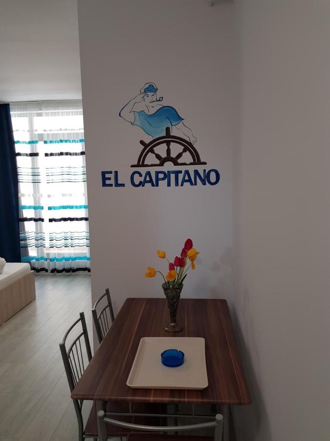 El Capitano Apartament Studios Năvodari Exteriör bild